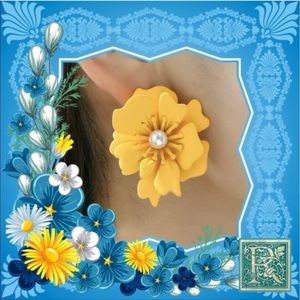 Faux Pearl Bright Yellow Flower Earrings​​
